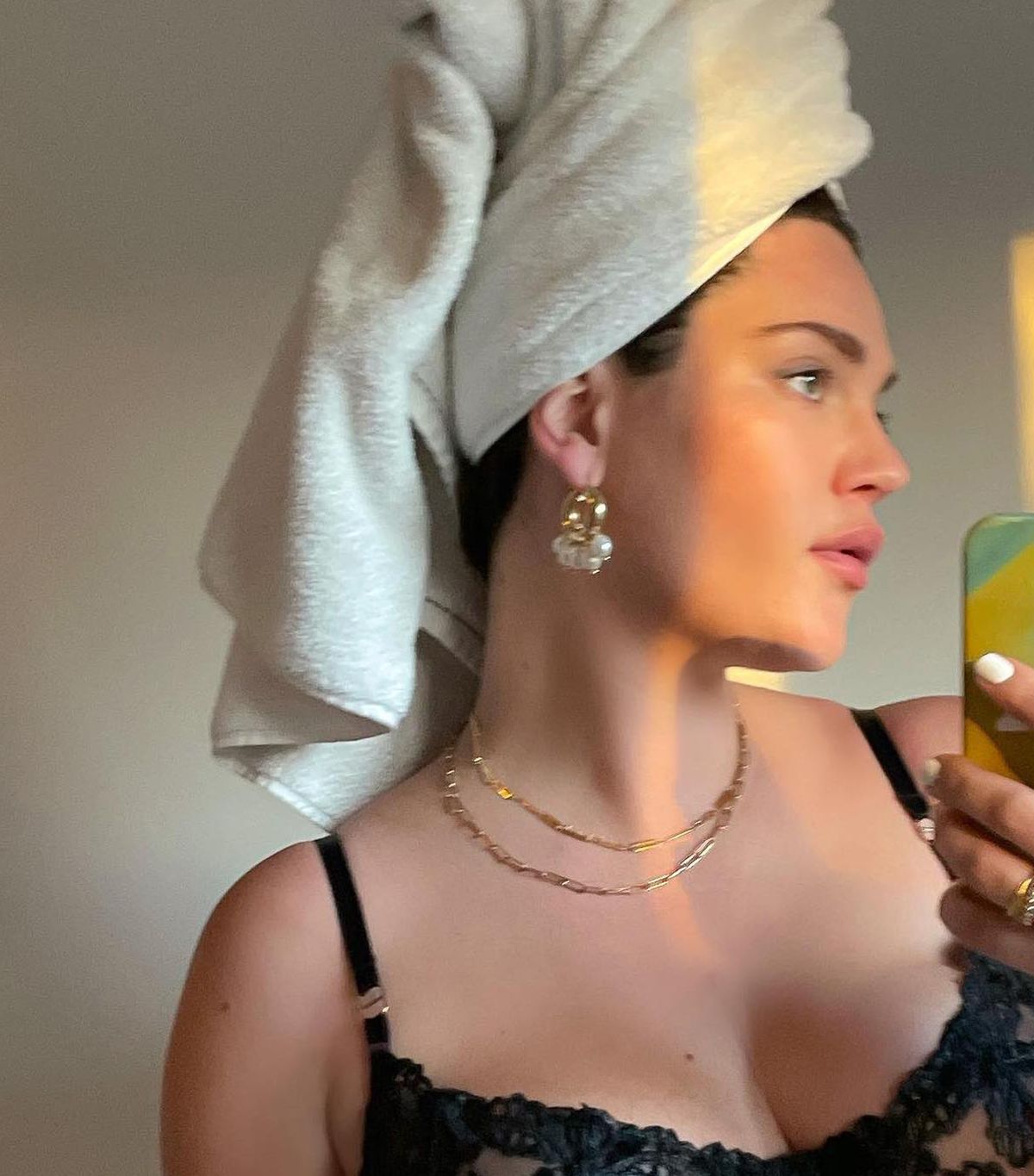 The Best Fragrance-Free Moisturizers, According to Miranda Kerr’s Facialist